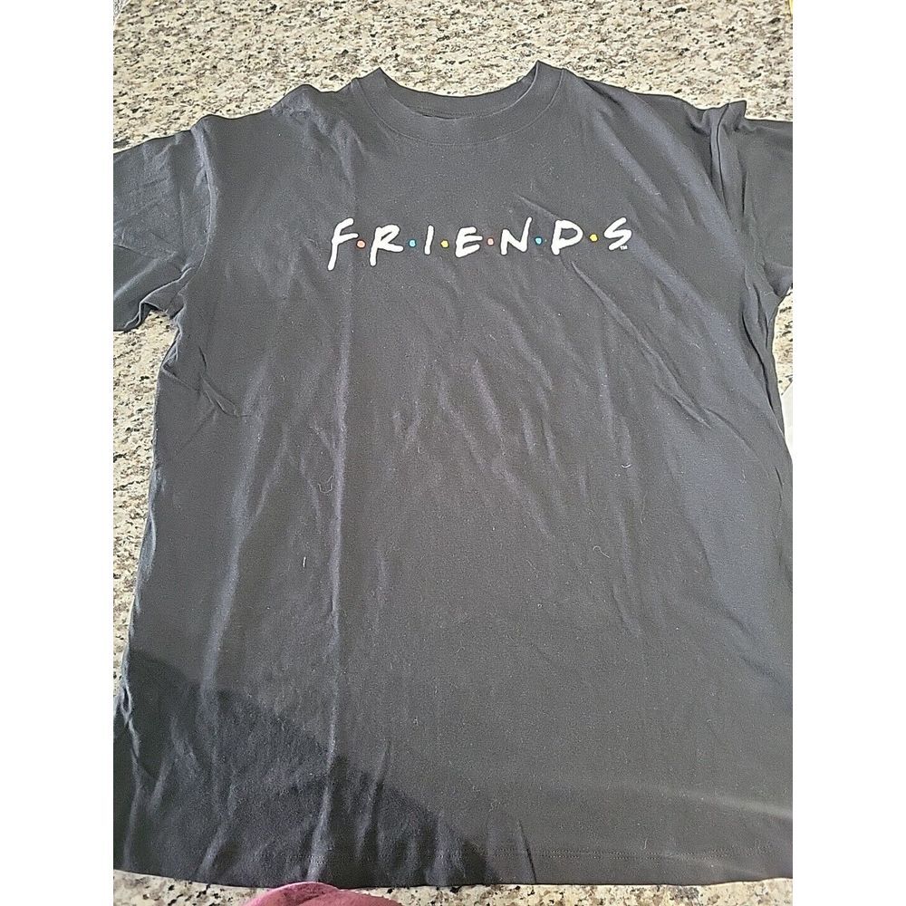 FRIENDS T-Shirt Mens‎ Size MED BLK w/Logo Round Neck Relaxed Boyfriend Tee